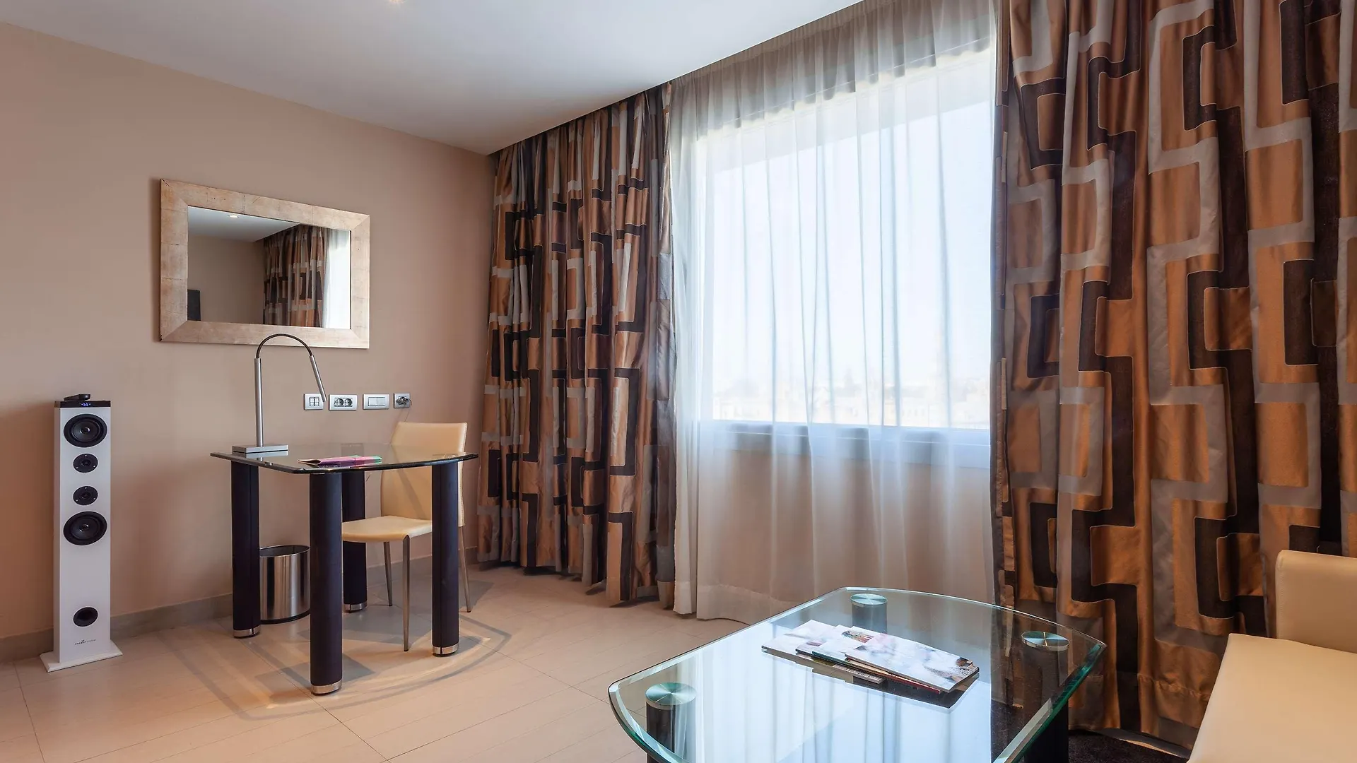 Hotel The Level At Melia Sevilla