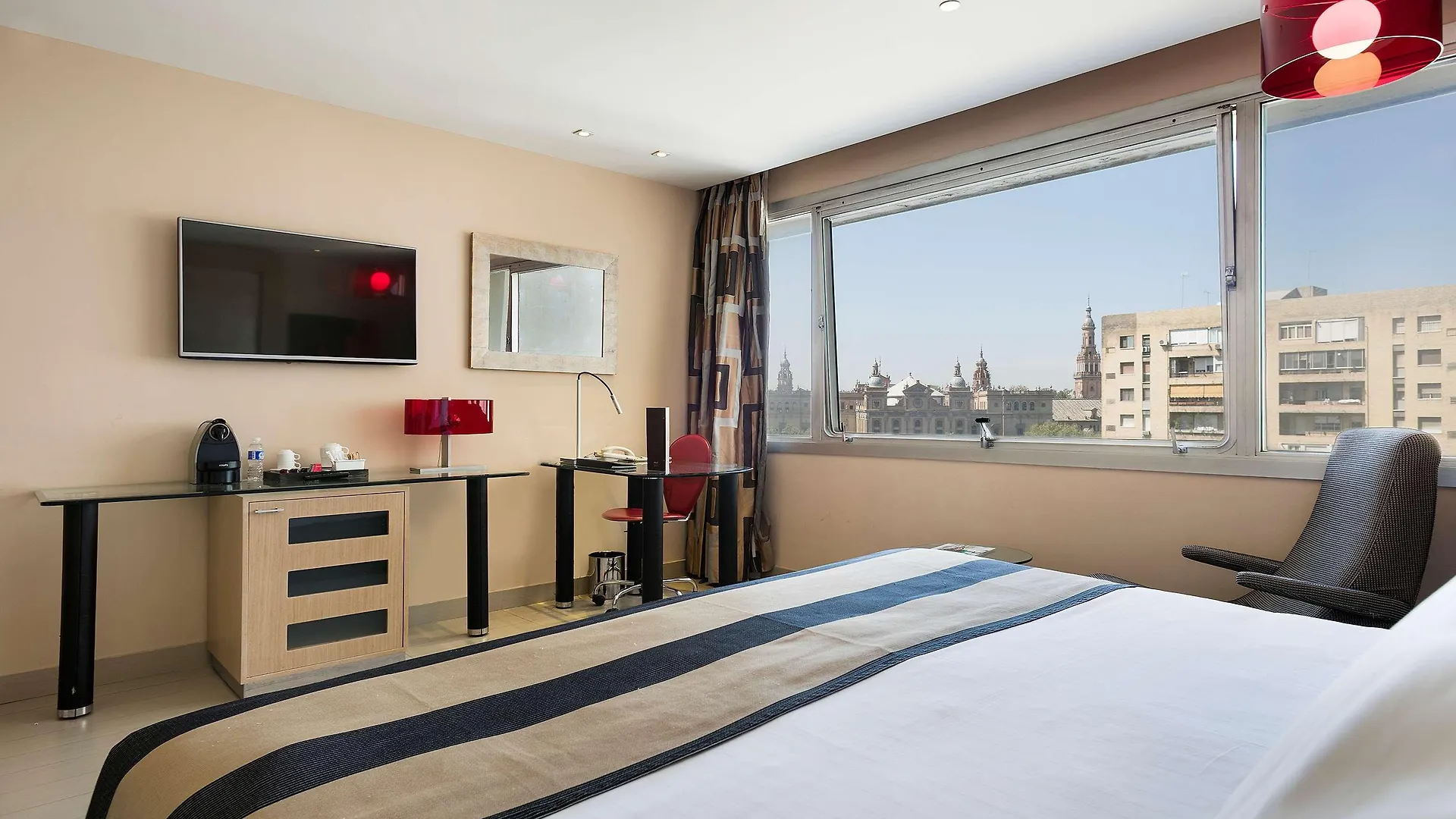 The Level At Melia Sevilla 3*, Севилья Испания