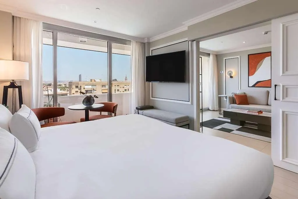 The Level At Melia Sevilla Отель